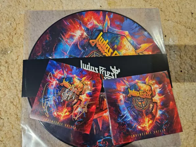 Judas Priest - Invincible Shield - Picture Disc +  CD & SIGNED Art Card