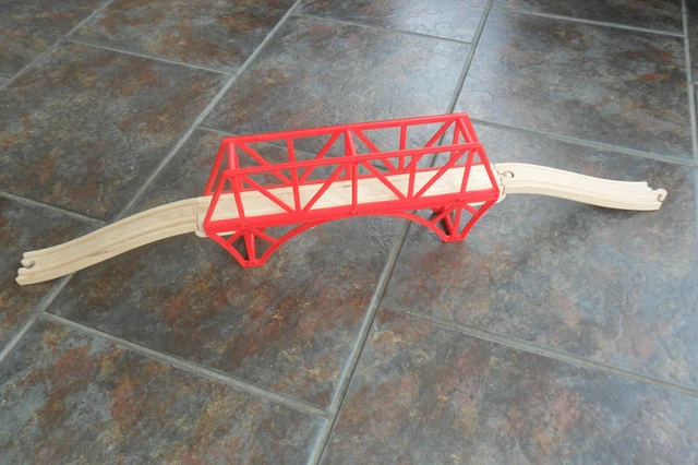 THOMAS TANK ENGINE & Friends - WOODEN SUSPENSION BRIDGE WITH RISERS £14 ...