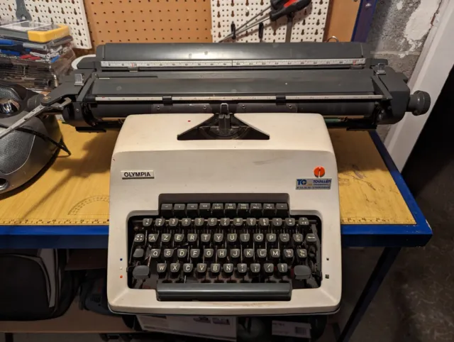 ZXNQ Métal Machine À Écrire Vintage, Mécanique Outil d'écriture - avec  Housse de Valise et Ruban Rouge Noir 30 * 30 * 10CM