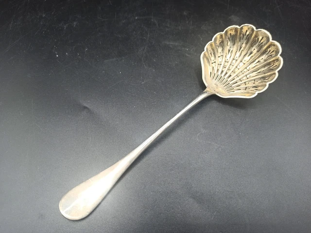 Cuillère à sucre saupoudreuse en argent massif, poinçon