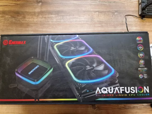 ENERMAX AQUAFUSION Adressierbare SquA RGB 360 All-In-One CPU Wasserkühler