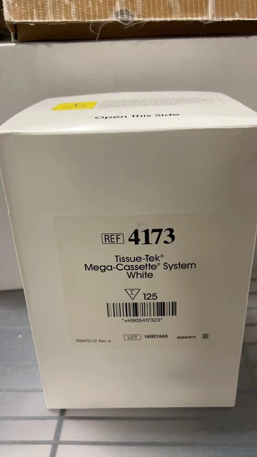 Lot of 2 Sakura Tissue-Tek 4173 Mega-Cassette System White 125