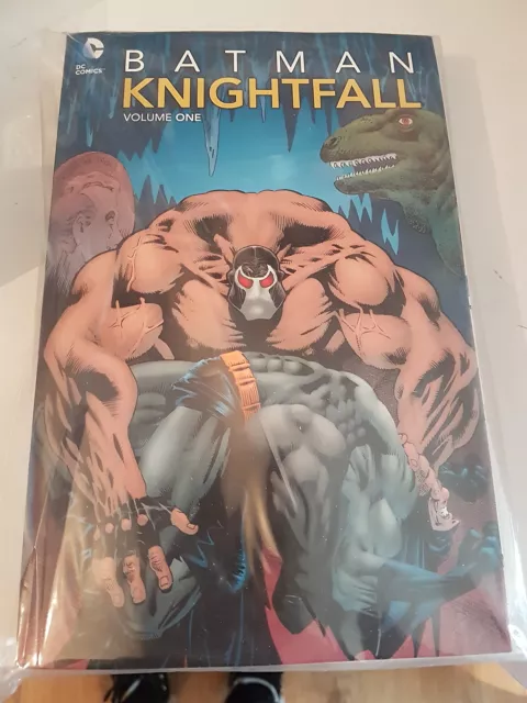 Dc Graphic Novel Batman Knightfall Volume 1 - New
