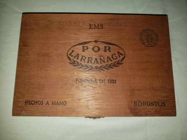 Vintage Wooden Cigar Box Por Larranaga 1834 Hinged Latch Robustos (Empty) 3