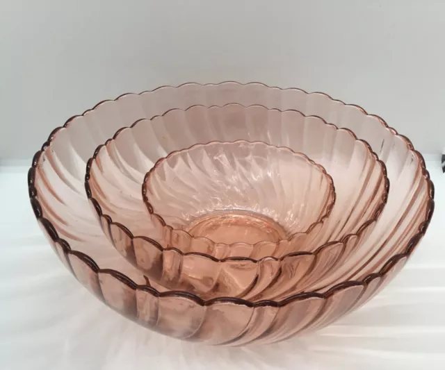 Arcoroc France Set Of 3 Rosaline Pink Swirl Bowls