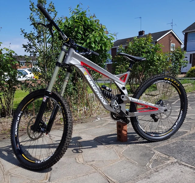 NUKEPROOF PULSE DOWNHILL Mountain Bike 2014 medium