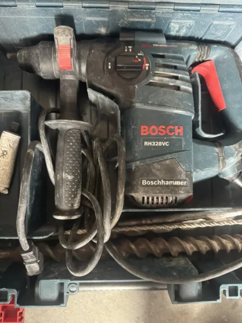 Bosch (RH328VC) 1-1/8-Inch 8 Amp Corded Variable Speed Rotary Hammer Drill