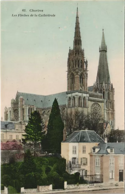 CPA Chartres Les Fleches de La Cathedrale FRANCE (1154465)