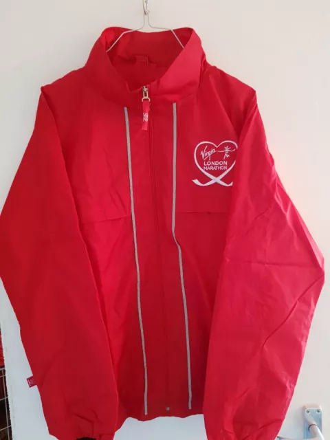 Virgin London Marathon Red Light Weight Hooded Jacket Adult Large Waterproof