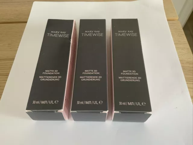 MARY KAY TimeWise 3D Matte Liquid Foundation  *different shades available*