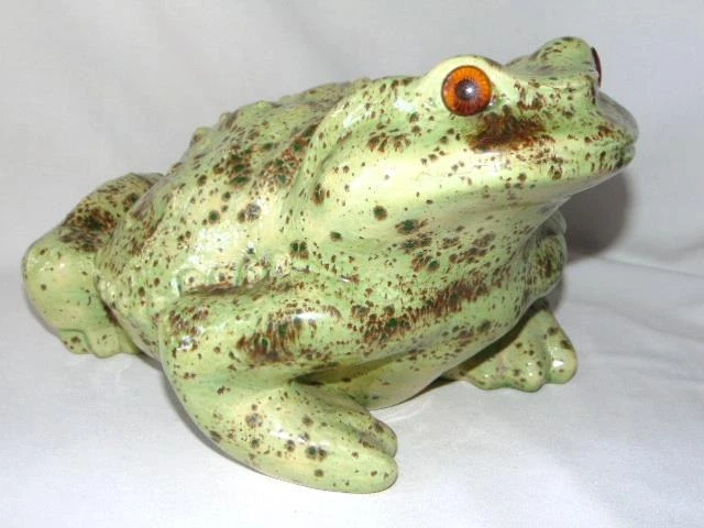Large 14" Vintage ARNELS Speckle Glaze Molded Ceramic TOAD FROG Garden Statue