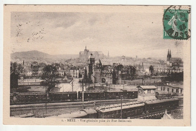 METZ  - Moselle - CPA 57 - trains et voies de Chemin de fer