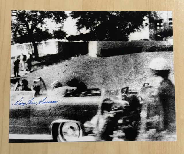 MARY ANN MOORMAN HAND SIGNED 8x10 PHOTO JFK ASSASSINATION AUTOGRAPHED RARE COA