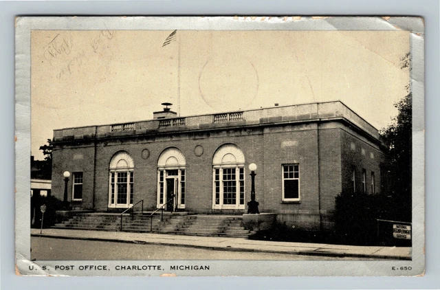 Charlotte MI, U.S. Post Office Building, Michigan c1939 Vintage Postcard