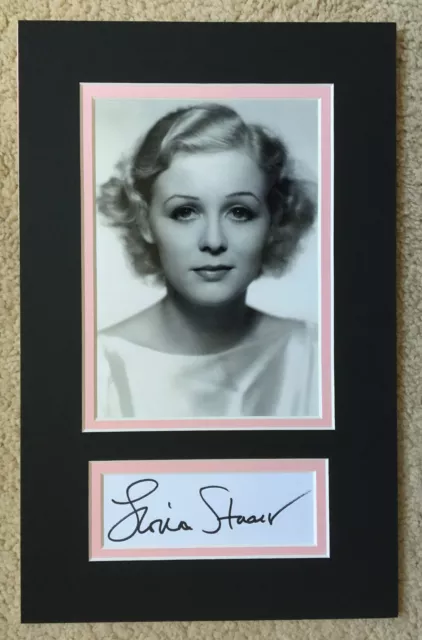 Gloria Stuart Signed Display  Uacc & Aftal Rd Autograph  Titanic