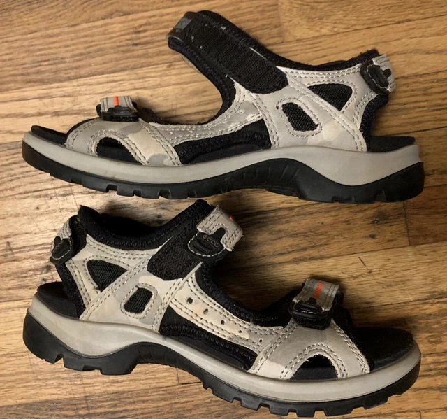 Ecco top receptor sandals