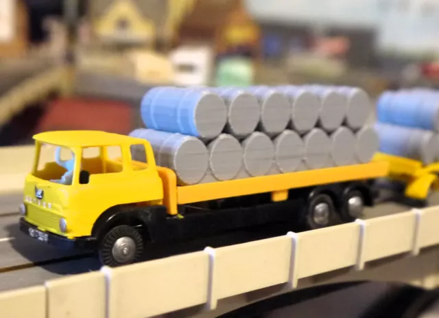 Triang Minic Motorways M1546 Bedford Lorry, Bale Load Only 3d print 3DPD