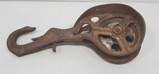 Antique Primitive Rustic Cast Iron Farm  Barn Hay Pulley Hook Vintage Industrial