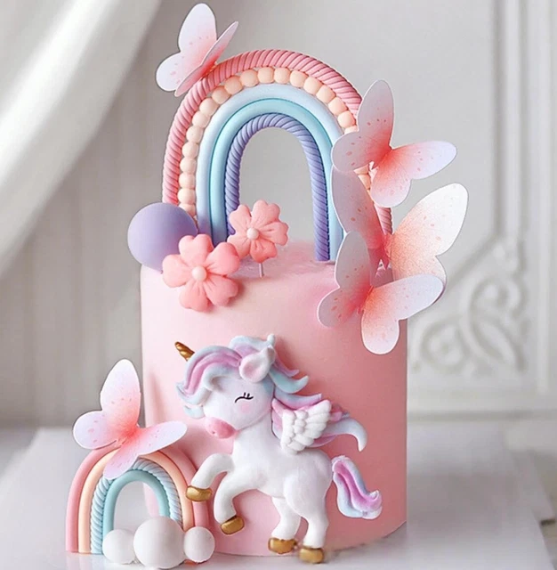 Carino Unicorno Arcobaleno Magico Con Torta Di Compleanno, Regali E Palloncini Buon Per I Bambini Immagine Vettoriale Image165403946