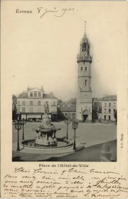 CPA ÉVREUX-Place de l'Hotel de Ville (28942)
