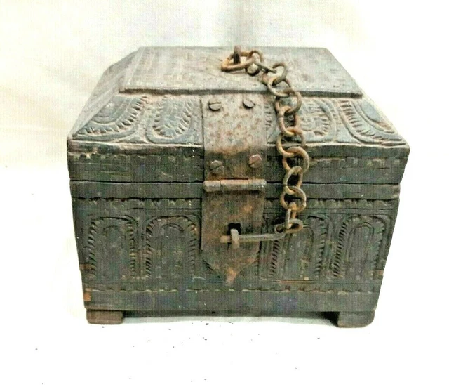 Antico portagioie in legno singolo vintage del 1800, senza giunzioni, con...