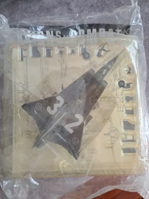 Aviones de combate Altaya 1:72 SAAB J35F Draken White 32 Swedish Air Force