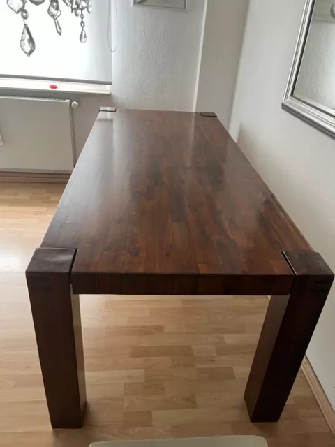 Hochwertiger Holztisch, Nussbaum, 2m lang-1 m breit