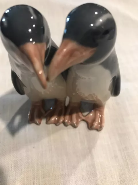 Royal Copenhagen Kissing Penguins Figurine #1190 Denmark