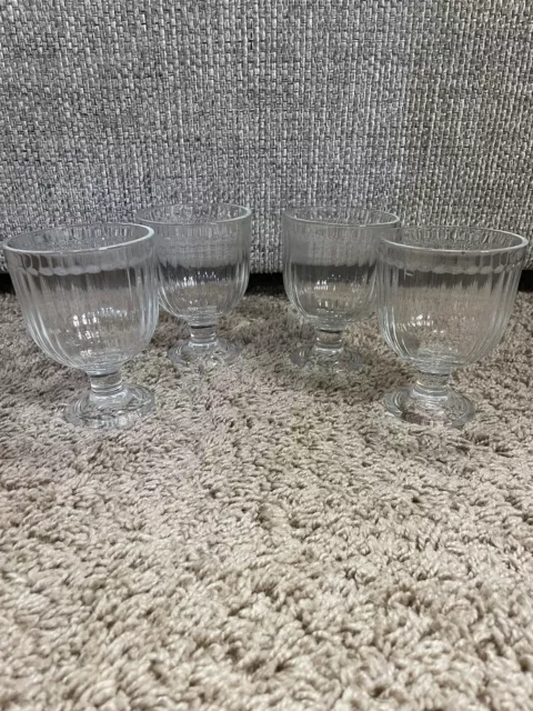 https://www.picclickimg.com/HzIAAOSwMNxjTKwG/Set-of-four-vintage-goblet-drinking-glasses.webp