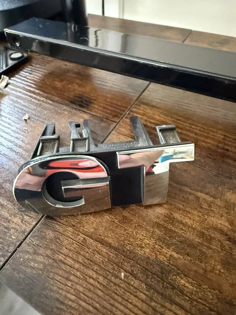 Genuine Vw Golf Mk5 2004-2008 Gt Grill Badge Logo Emblem 1K6853679A