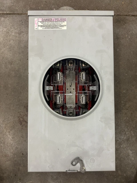 Milbank 200 amp Series 9800L 3 Wire with Lever bypass socket base USED