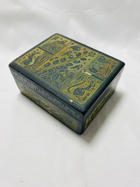 Vtg Olinala Lacquer Box Hand Decorated/Carved - Fantasia Animals/Plants, 4-3/4"