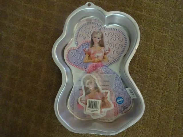 2002 Wilton Enchanted Barbie Pan #2105-8910 W/Insert & Face Insert