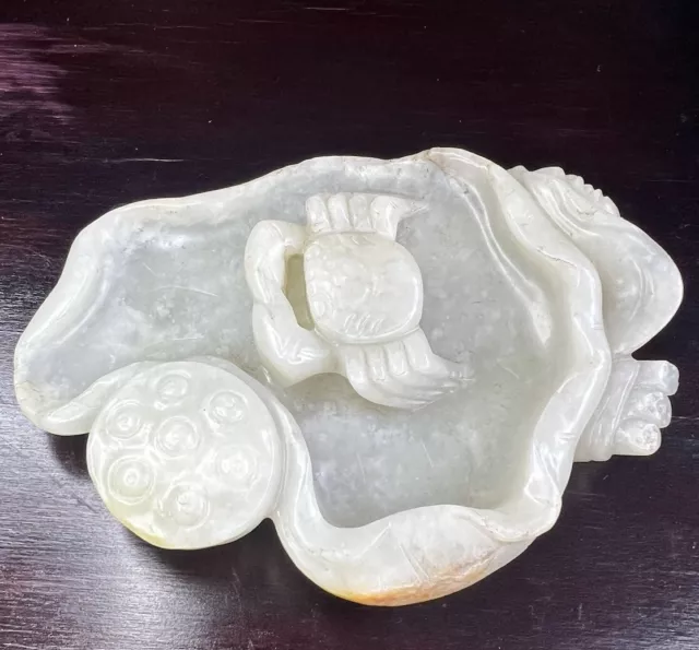 Very rare Large Qing Dynasty Chinese carved White Jade Brush Washer