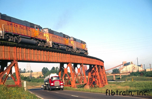 UP1993050002 - Union Pacific, Baton Rouge, LA, 5-1993 RAILROAD SLIDE