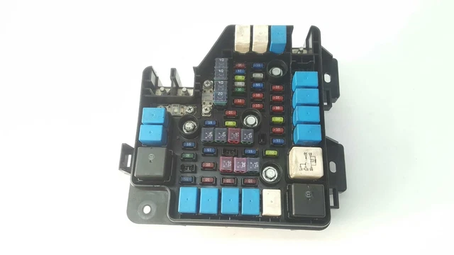 675887 Relais / Boîte À Fusibles Pour Hyundai Santa Fe (Bm) | 919502B100
