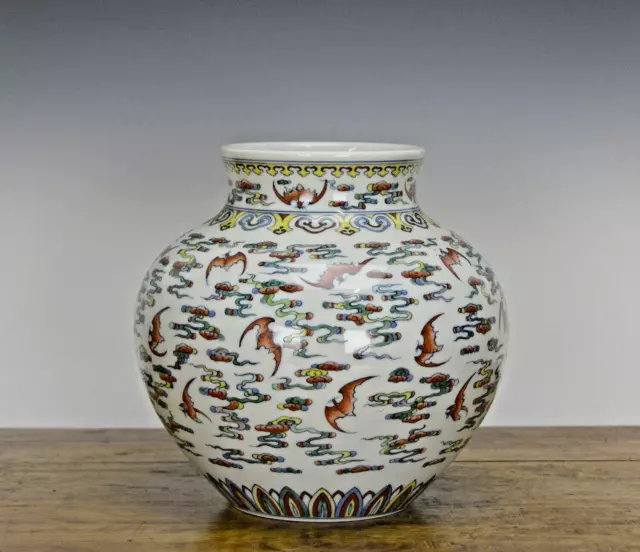 Fine Chinese Qing Qianlong MK Coral Bat in Doucai Cloud Porcelain Vase 2