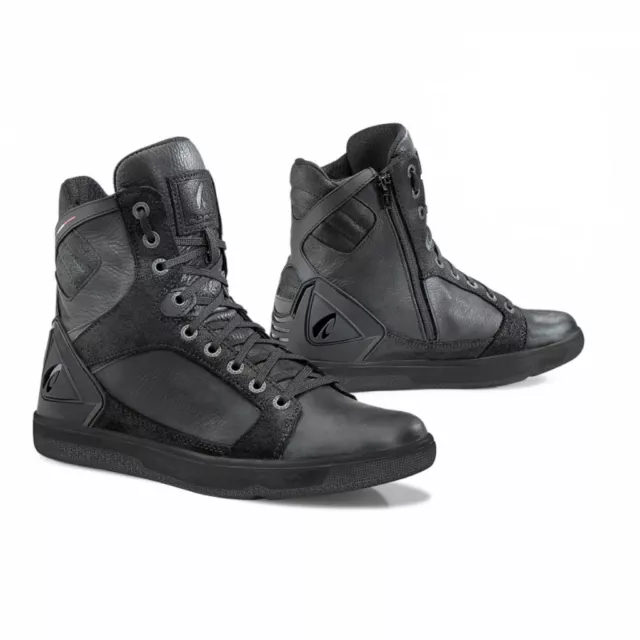 motorcycle boots | Forma Hyper black urban street city waterproof riding gear