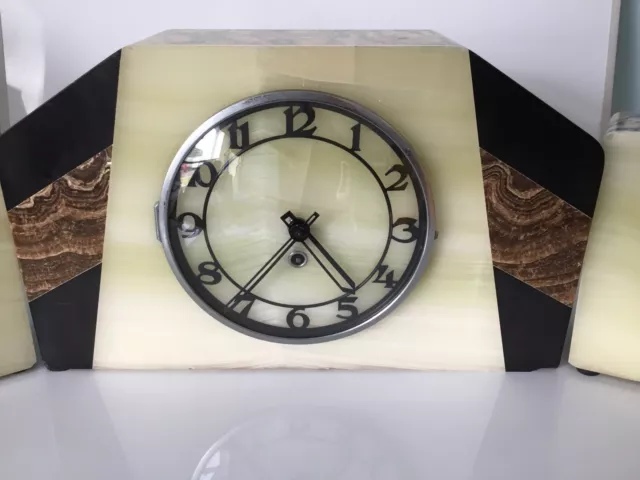 Art Deco Marble Mantle Clock with 2 Garnitures (works perfectly) Collect fm CV34 2