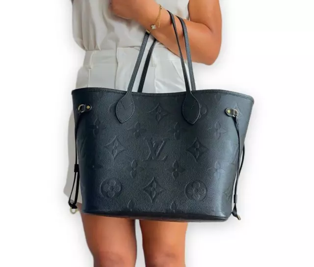 Louis Vuitton Monogram Giant Empreinte Neverfull MM w/ Pouch - Neutrals  Totes, Handbags - LOU799685