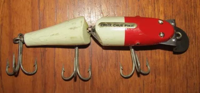 Vintage Creek Chub Jointed Pikie Minnow Red & White Fishing Lure Glass Eye Wood Vintage Creek Chub Jointed Pikie Minnow Red & White Fishing Lure Glass Eye Wood