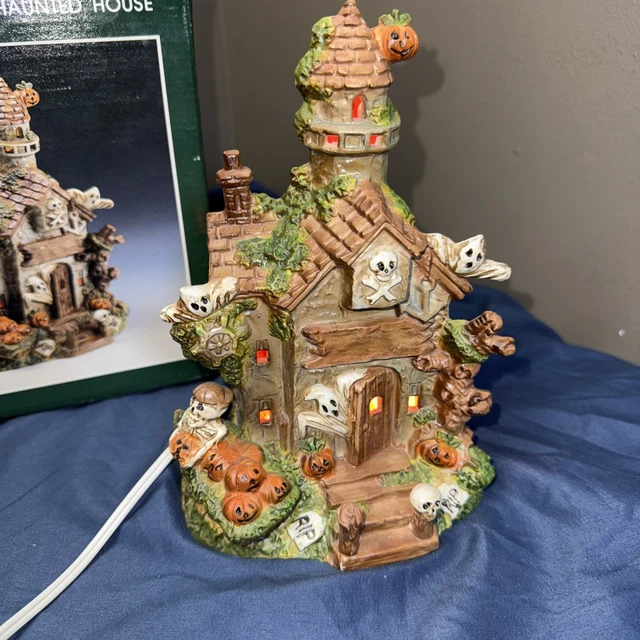 VINTAGE PACIFIC RIM Ceramic Halloween Haunted House Electric Lights ...