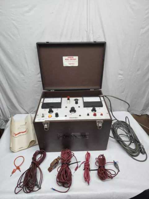 Hubble HiPotronics Model 800PL Series DC Insulation Tester with Cables