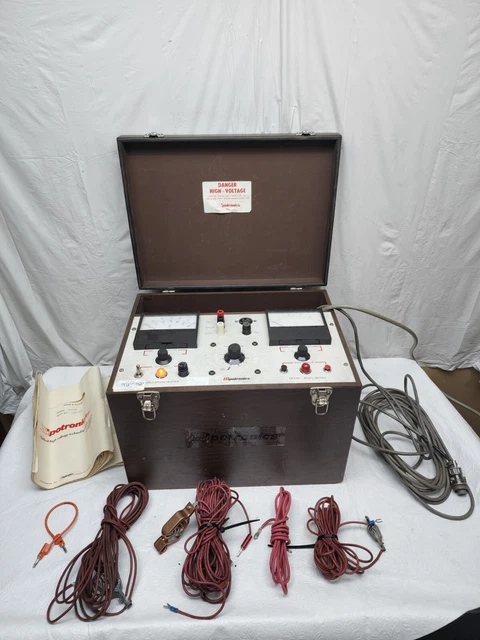 Hubble HiPotronics Model 800PL Series DC Insulation Tester with Cables Hubble HiPotronics Model 800PL Series DC Insulation Tester with Cables