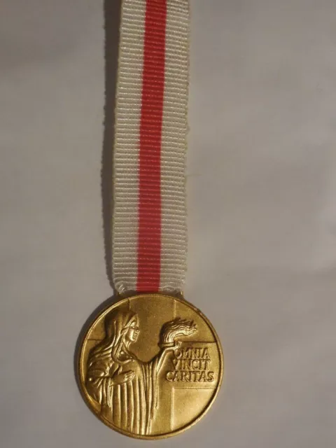 medaglia di 1 classe Croce Rossa Italiana CRI