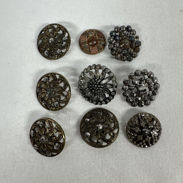 Antique/vintage buttons