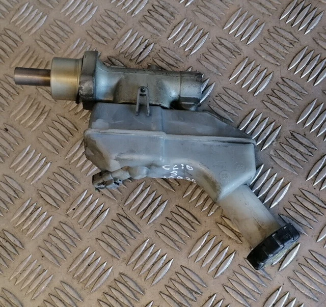 Maitre cylindre (freinage) RENAULT CLIO 2 PHASE 2 7701205405