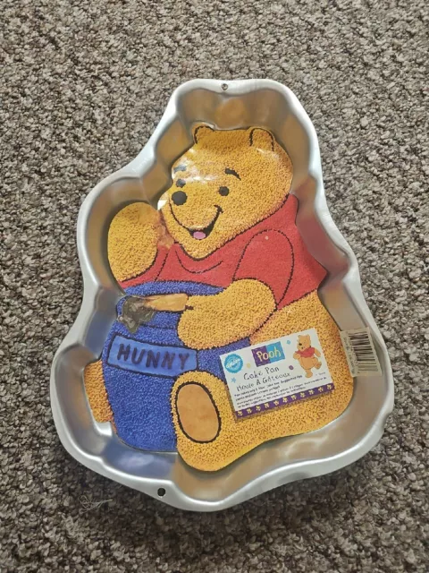Vintage Disney Winnie the Pooh 1995 Wilton Cake Pan W/ Honey Pot Instructions