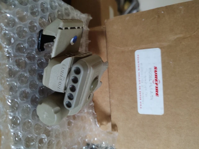 surefire helmet light (tan)