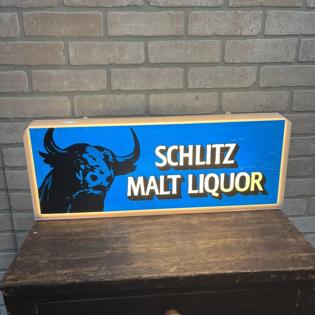 VINTAGE 1977 SCHLITZ Malt Liquor Bull Lighted Sign Bar Advertising 19x8